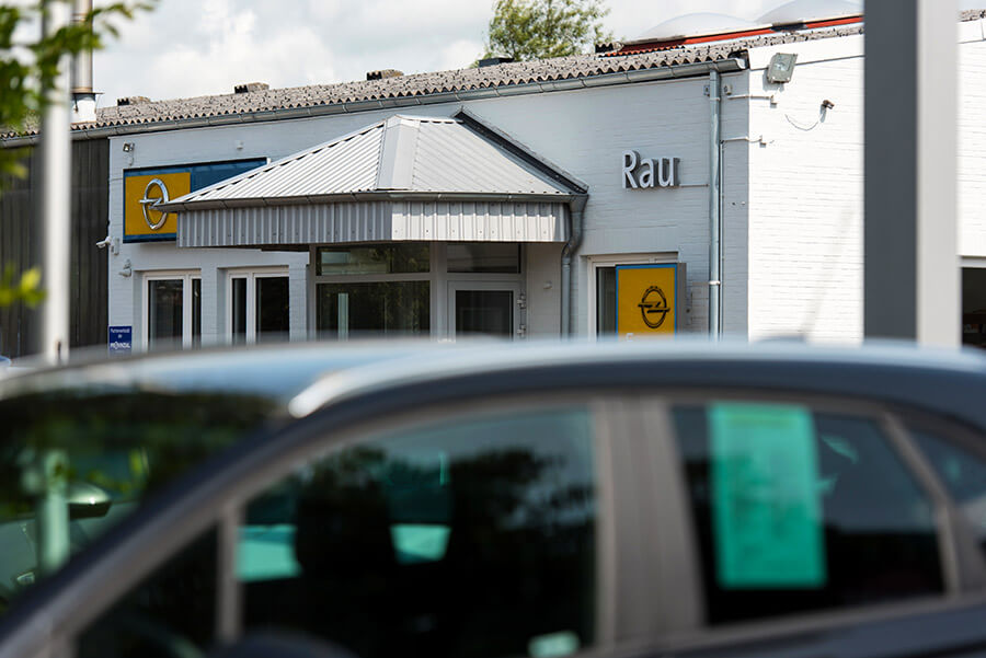 Opel Autohaus Rau in Meldorf - Wenn Opel dann das Auto bei Rau kaufen